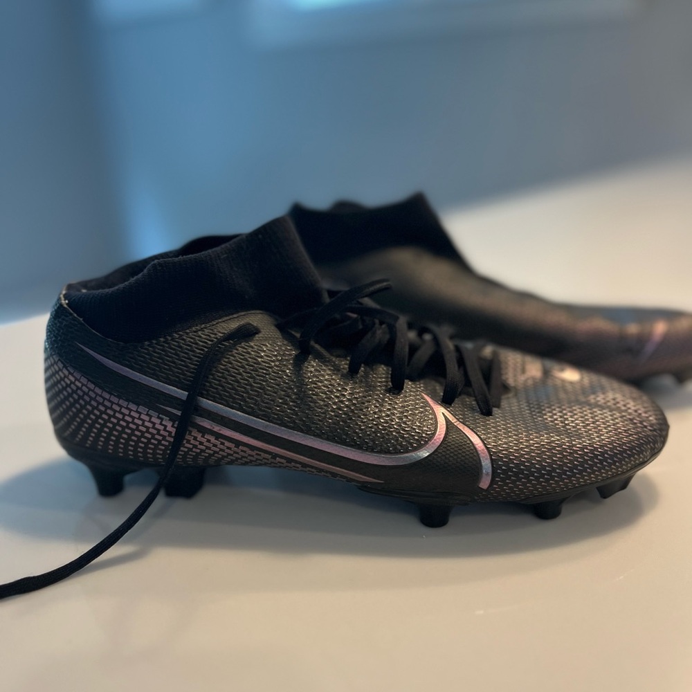 Nike mercurial soccer cleats men’s size 7.5 / w9